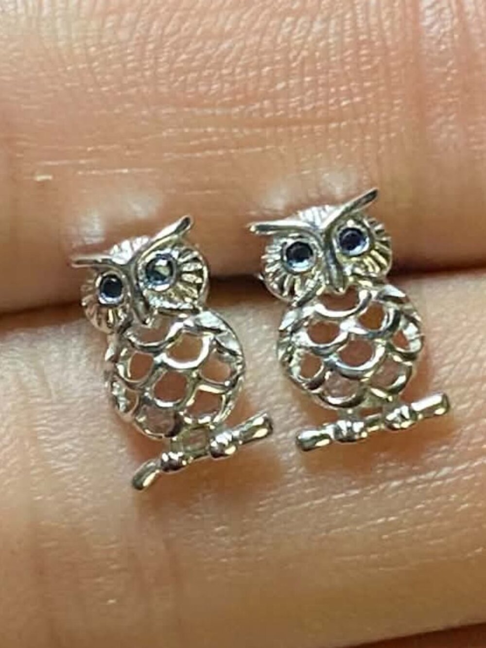 .925 Sterling Silver Natural Blue Sapphire Owl Earrings - Picture 3 of 4